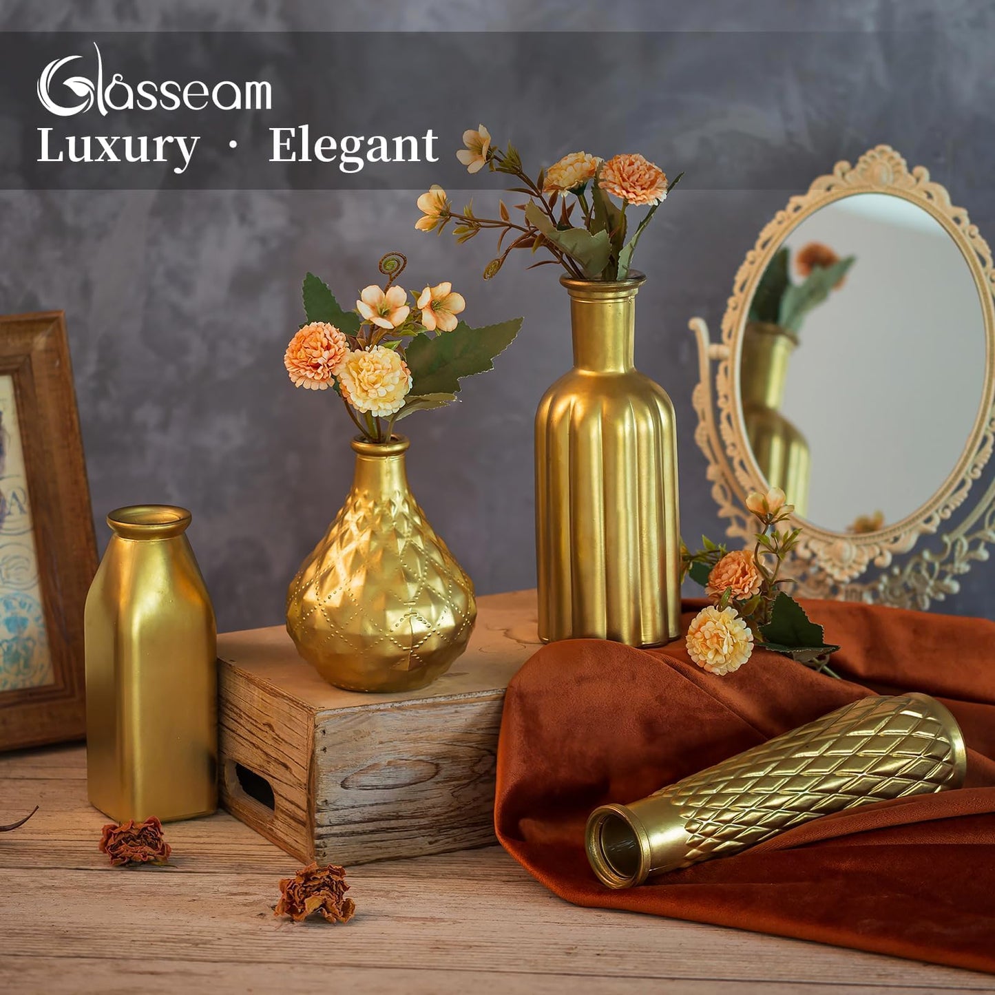 4 Aesthetic Decorative Golden Modern Vase