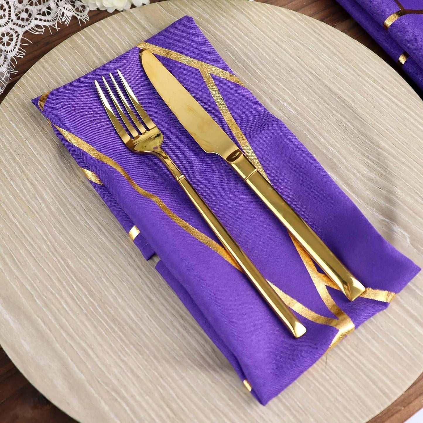 Modern Polyester Napkins With Gold Foil ( 20 Pieces )